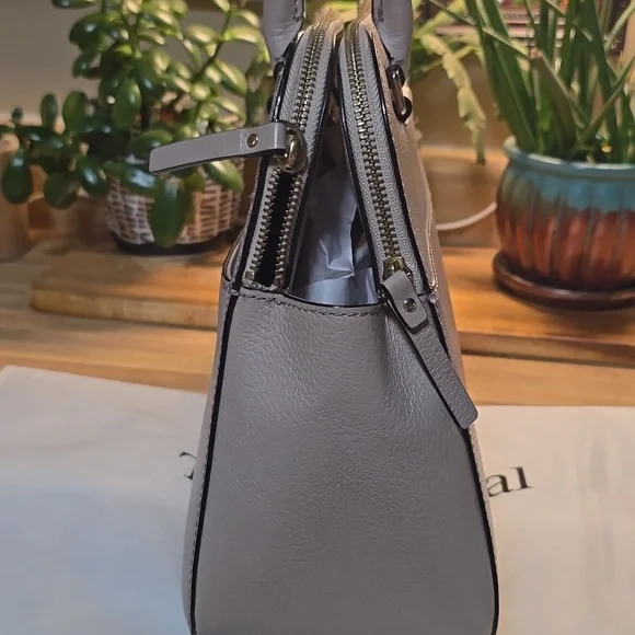 Kate Spade Terri Grove Taupe Shoulder Bag W/ Real Real Dust Bag - Picture 4 of 11